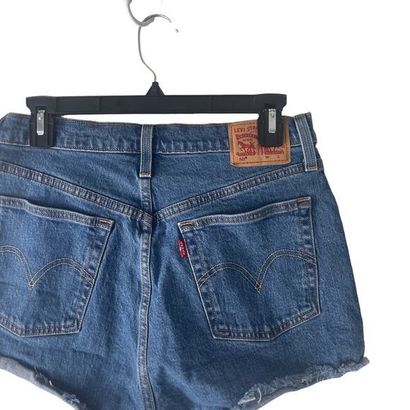 Levi's‎ Women's 501 Size 29 High Rise Cut Off Denim Shorts - Picture 4 of 7